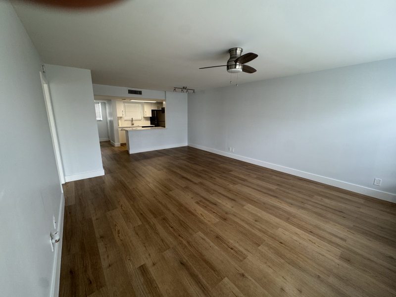 Apartamento 2/2 pra alugar em Boca Raton 