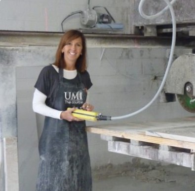 Vaga para Profissional e Ajudante de Fabricação de Granito(homens e mulheres)