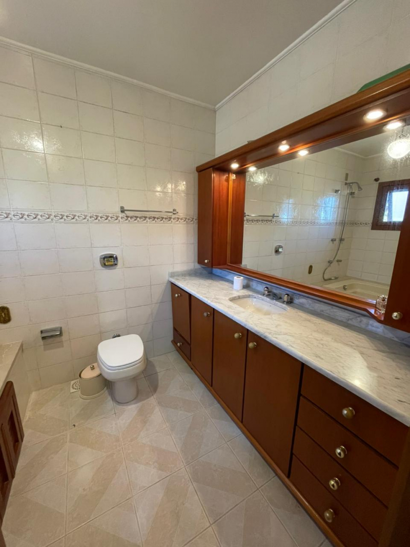 Vende-se imóvel no Sul do Brasil
