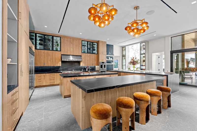 Vendedor(a) de Cabinets e Countertops