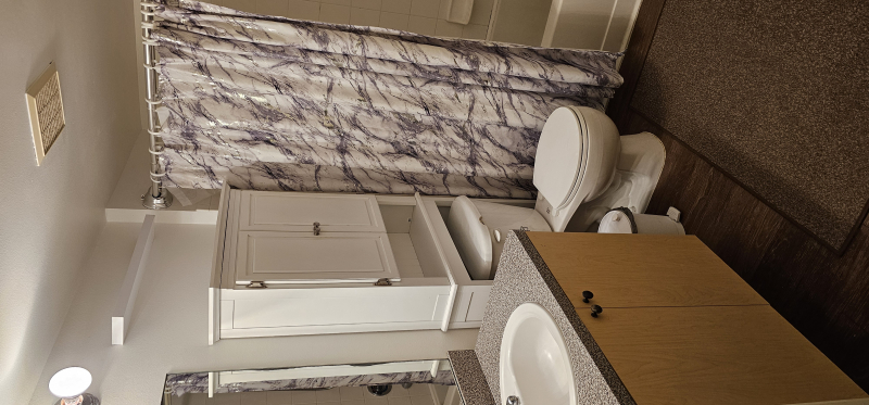 big quarto c wc privativo