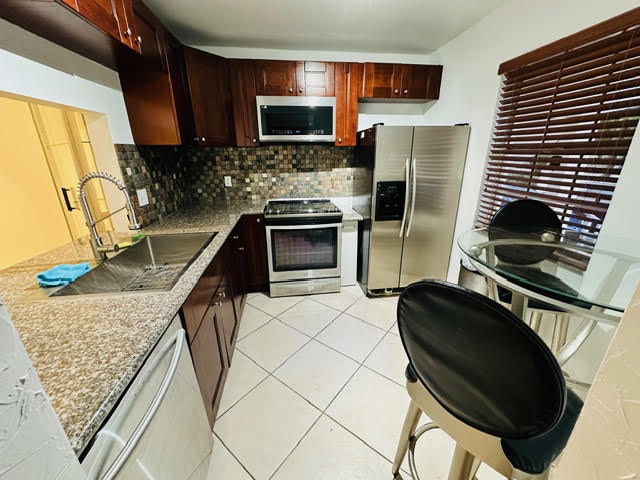 2/2 Condo Otima Localizao Sample & Military