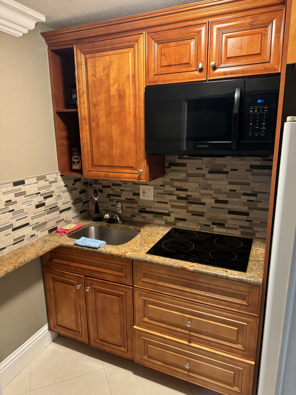 Apartamento em West Boca 2x1 tudo Encluso agua luz internet