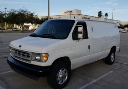 2002 - FORD VAN - E-250