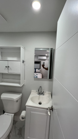 Alugo lindo studio completo em Deerfield Beach na  48 
