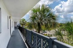 Apto West Boca,  2 bed, 2 baths, $2,450.00 e  5 Min das padarias/Mercado