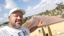 Contrucao e Remodelacao e Aluguel de Carros