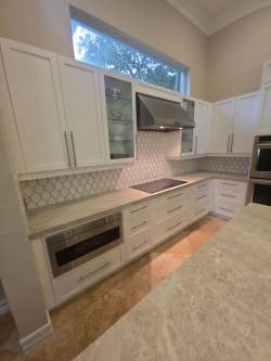 Vendedor(a) de Cabinets e Countertops