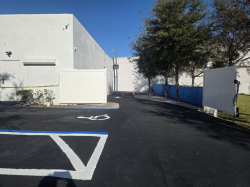 Aluga-se, loja de venda de carros