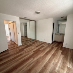 Alugo linda town home 2/2,5  Deerfield
