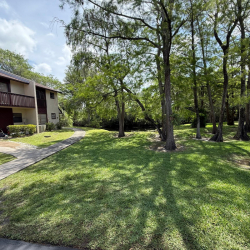 Alugo linda town home 2/2,5  Deerfield