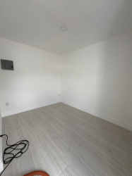 Studio Renovado com Entrada Privativa – Boca Rat...
