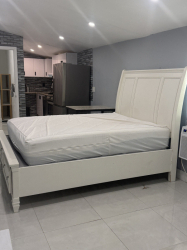 ALUGA-SE $1,375.00 Studio Moderno em Pompano Beach!